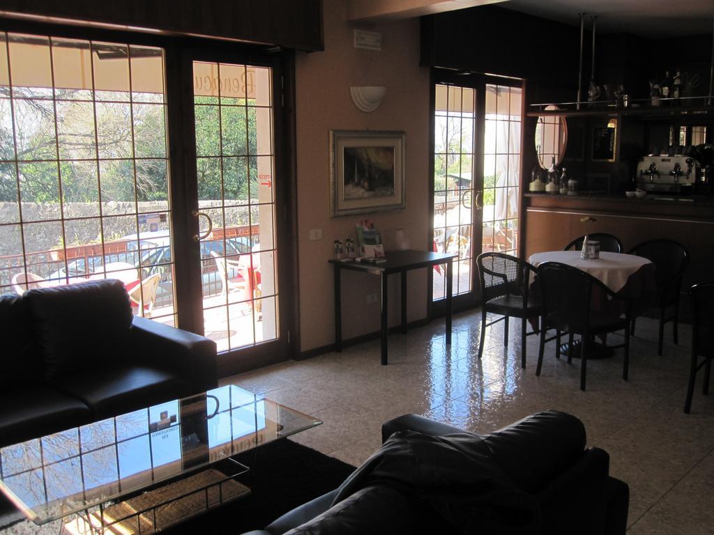 Hotel Benacus Μπαρντολίνο Εξωτερικό φωτογραφία