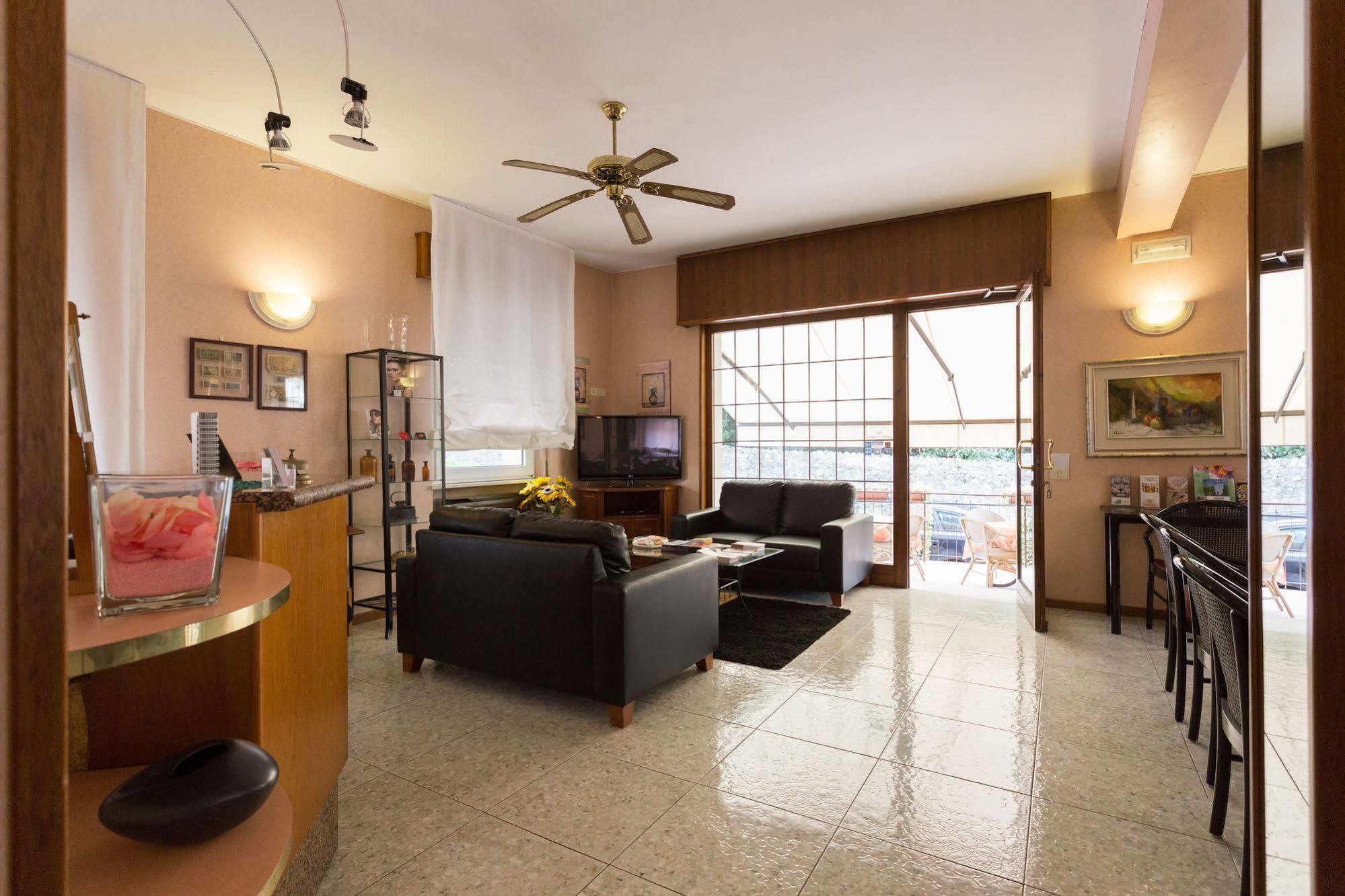 Hotel Benacus Μπαρντολίνο Εξωτερικό φωτογραφία