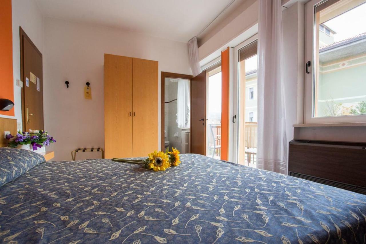 Hotel Benacus Μπαρντολίνο Εξωτερικό φωτογραφία